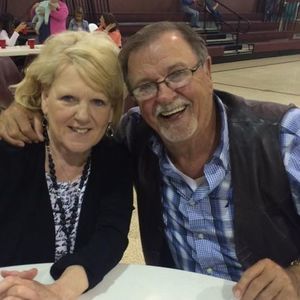 Meet your Posher, Dee